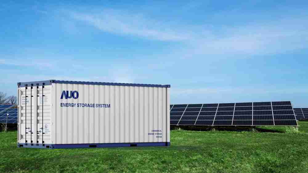 彩霸王透过AI数据管理，，提供不同类型用户进行储能与能源管理，，达到再生能源管控调度成效