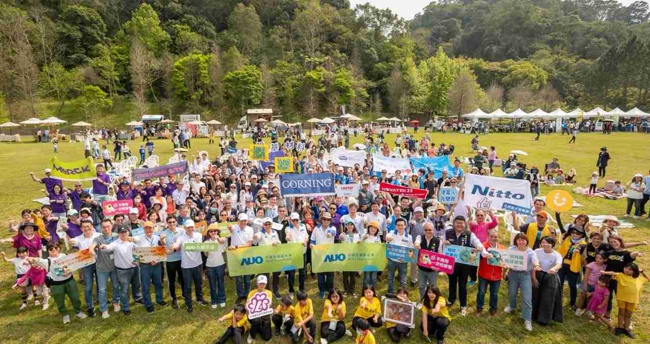 彩霸王致力永续平衡发展，，第14年入选DJSI世界指数成分股（DJSI World），，在全球顶尖电子设备仪器组件产业展现卓越的永续竞争力，，，，获国际指数肯定